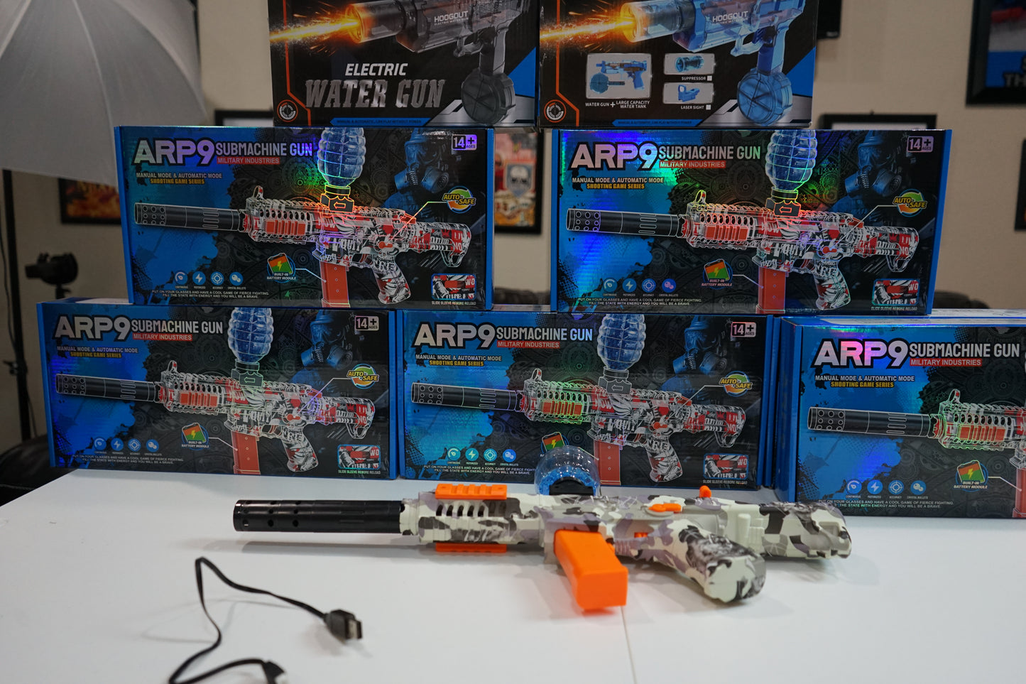 ARP SUBMACHINE GEL TOY