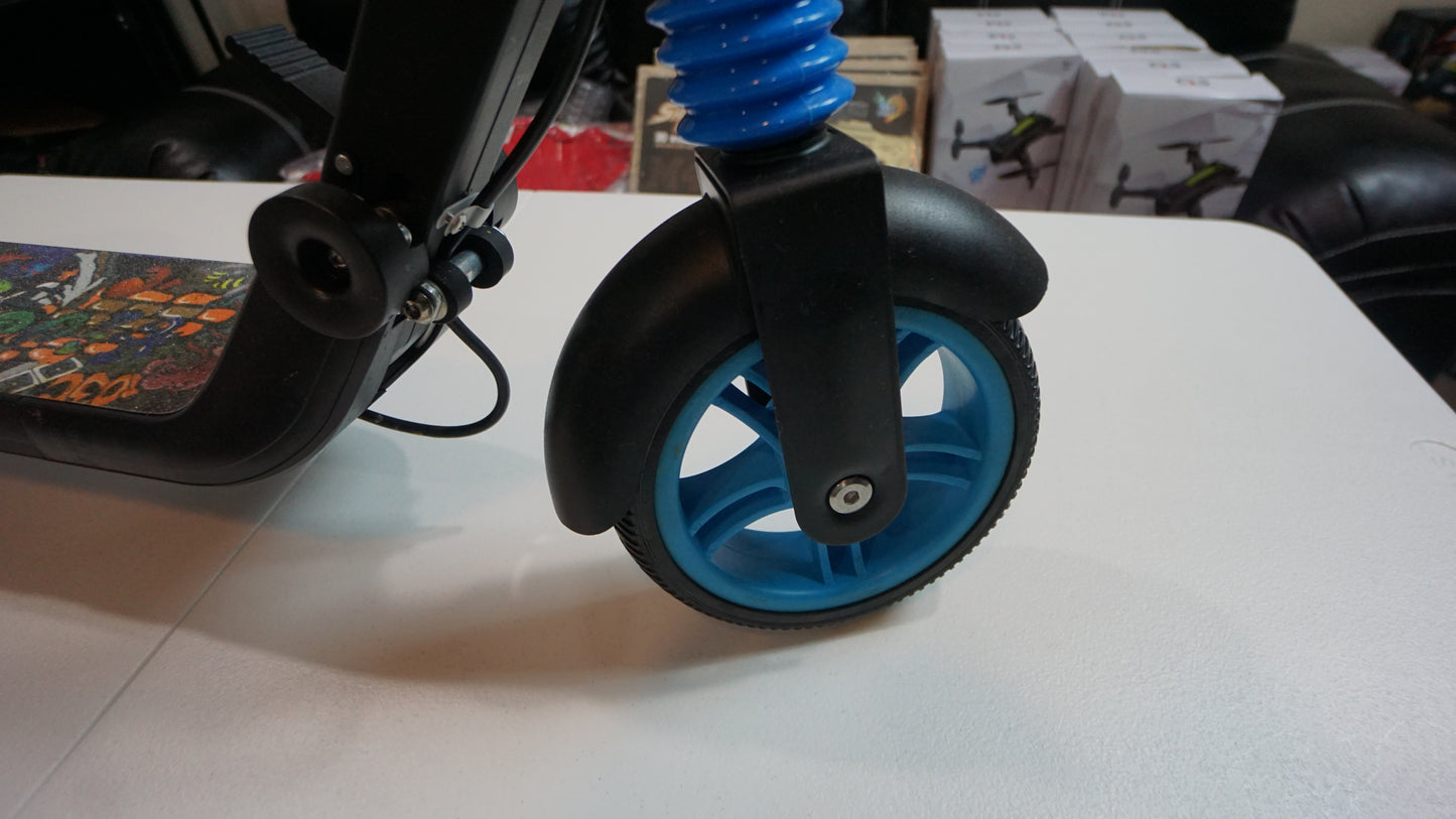 Kid scooter  mp3 lights 3 speeds