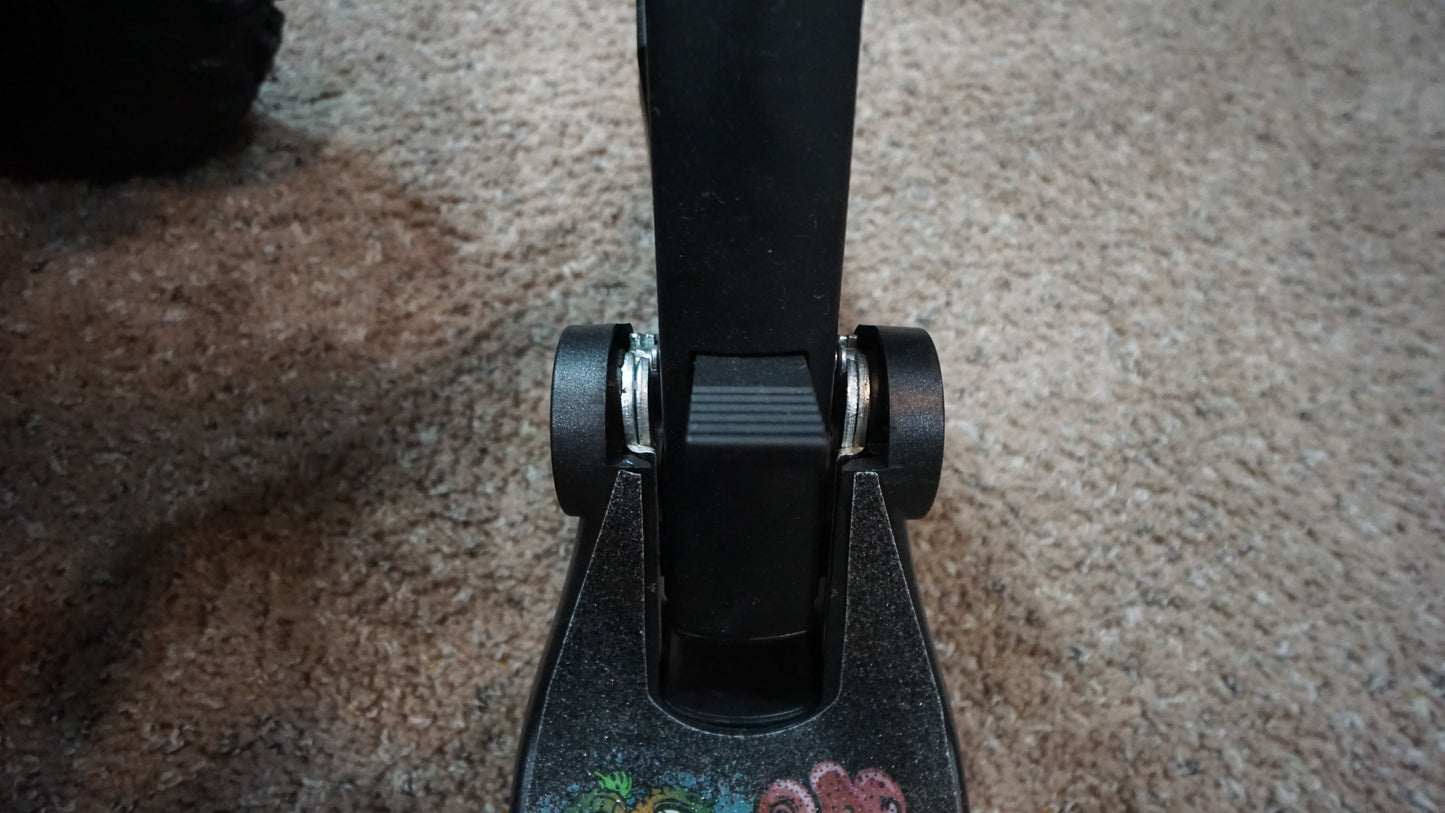 Kid scooter  mp3 lights 3 speeds